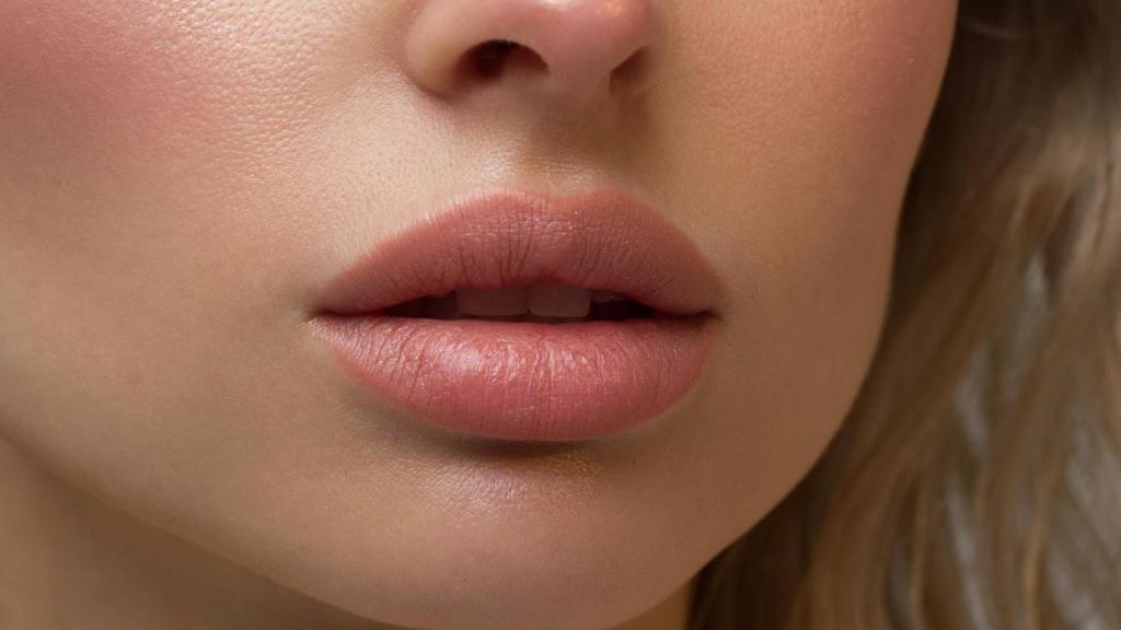 Labios naturales