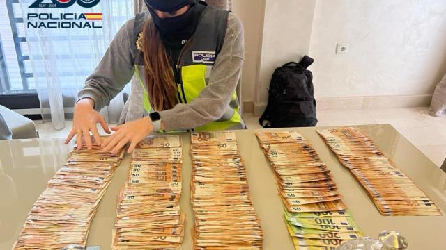 Dinero en efectivo incautado por la UDEF Central a una red de la Mocro Maffia.