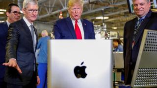 2025-05-23T123237Z_1251639043_RC2NNEAMZYYS_RTRMADP_3_USA-TRUMP-TARIFFS-APPLE