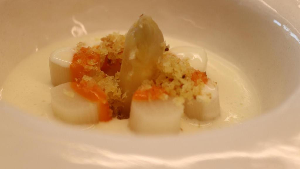 Espárrago blanco elaborado por Conus