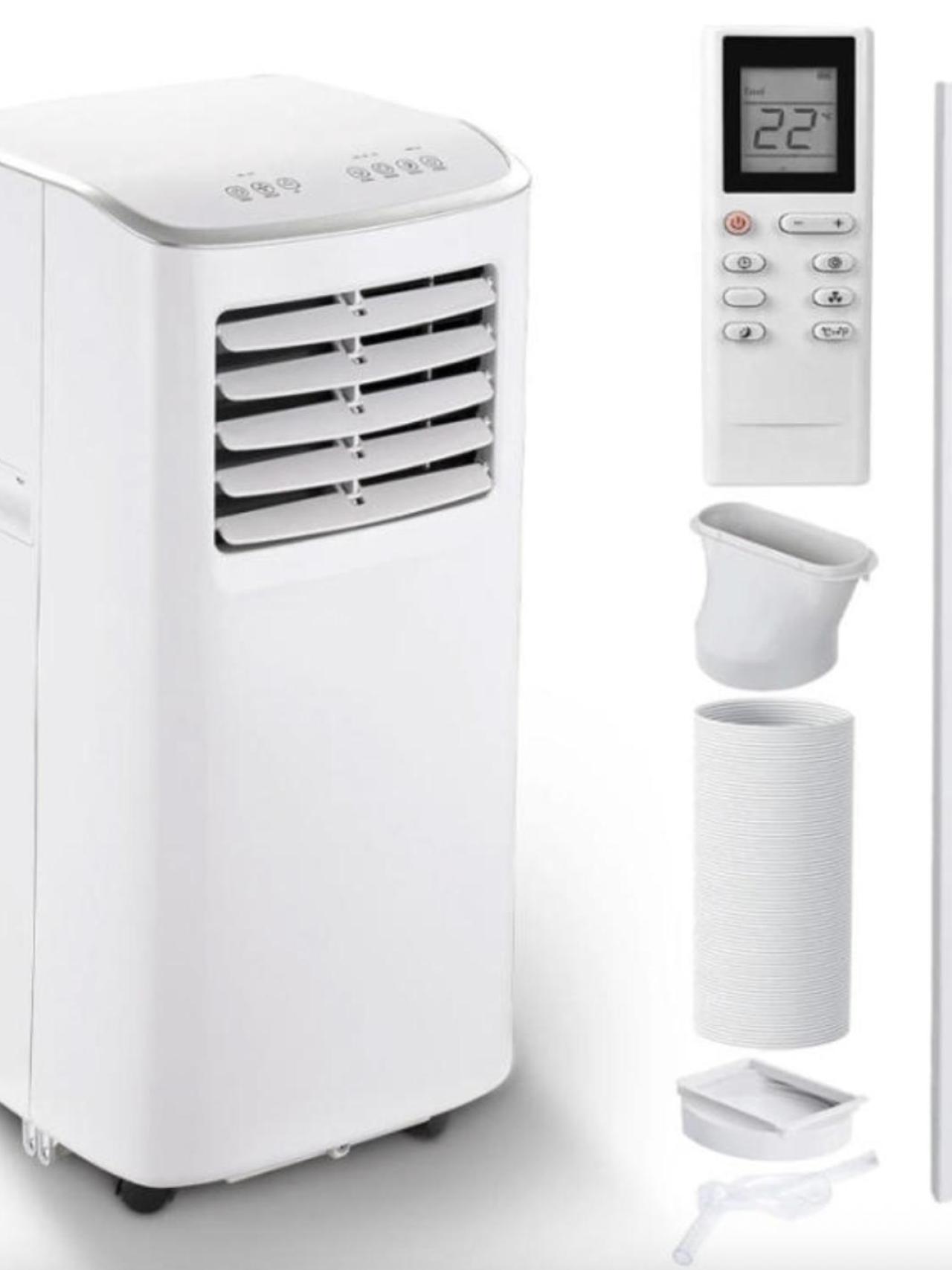 Este aire acondicionado portátil de Walmart es ideal para espacios pequeños o contenidos.