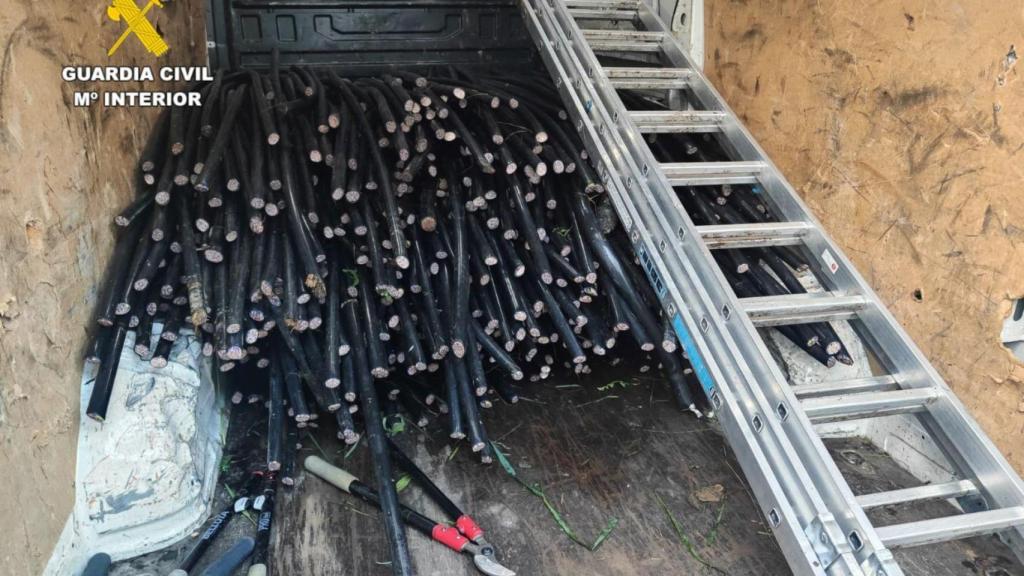 Cable interceptado por los agentes.