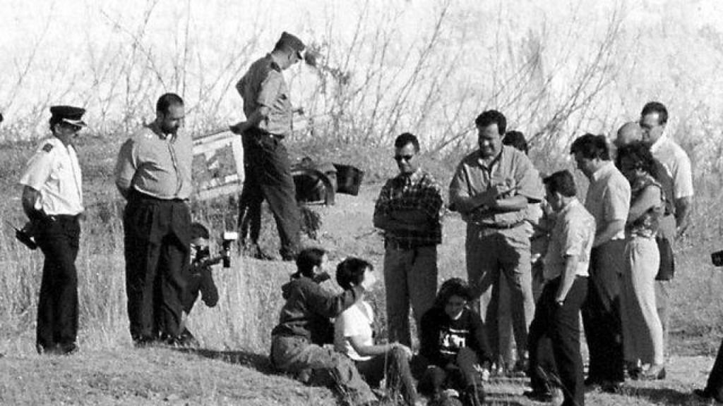 Recreación del asesinato con Iria tapándole los ojos a la Policía.
