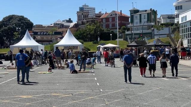 Los juegos populares fueron los protagonistas a primera hora.