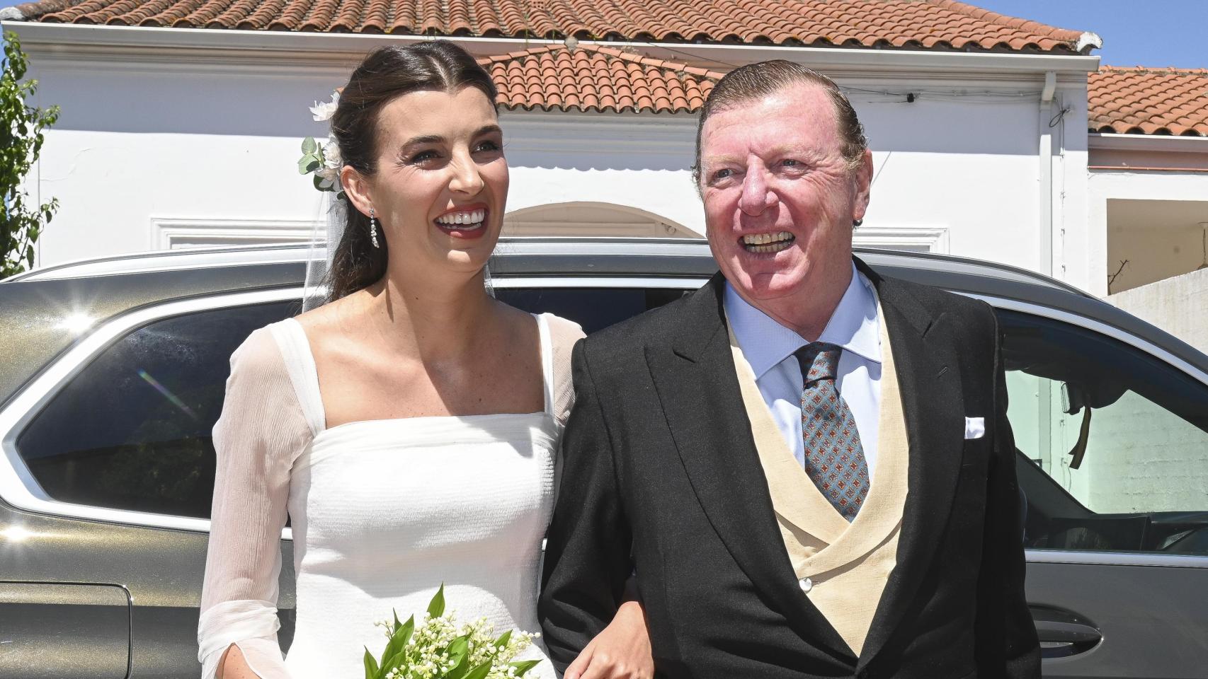 César Cadaval, con su hija Patricia, el día de su boda.