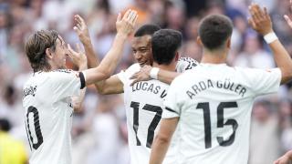 Mbappé celebra su gol con Lucas Vázquez y Modric