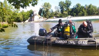 Labores de búsqueda del Grupo Especial de Actividades Subacuáticas (GEAS)