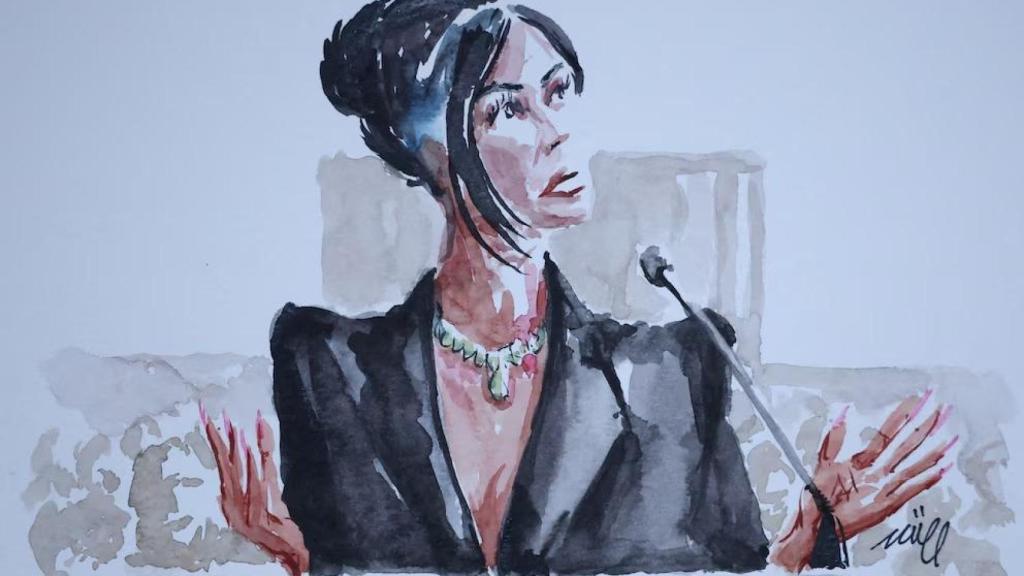Kim Kardashian durante su declaración en el tribunal parisino.