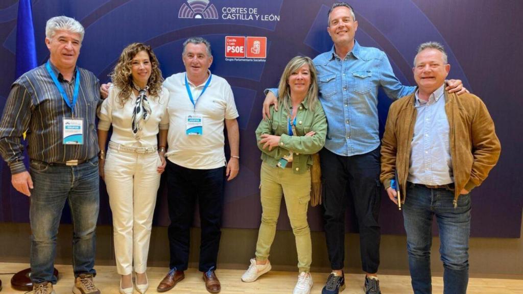 El PSOE se reúne con representantes de UGT para tratar el ERE de Azucarera