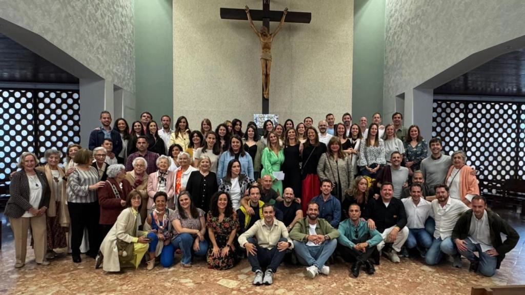 La foto del reencuentro de la promoción del año 2000 de Compañía de María