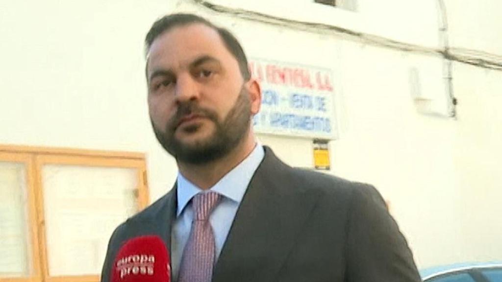 Antonio Tejado ha reaparecido tras su procesamiento en la confirmación del hijo que tiene en común con Rosario Mohedano.