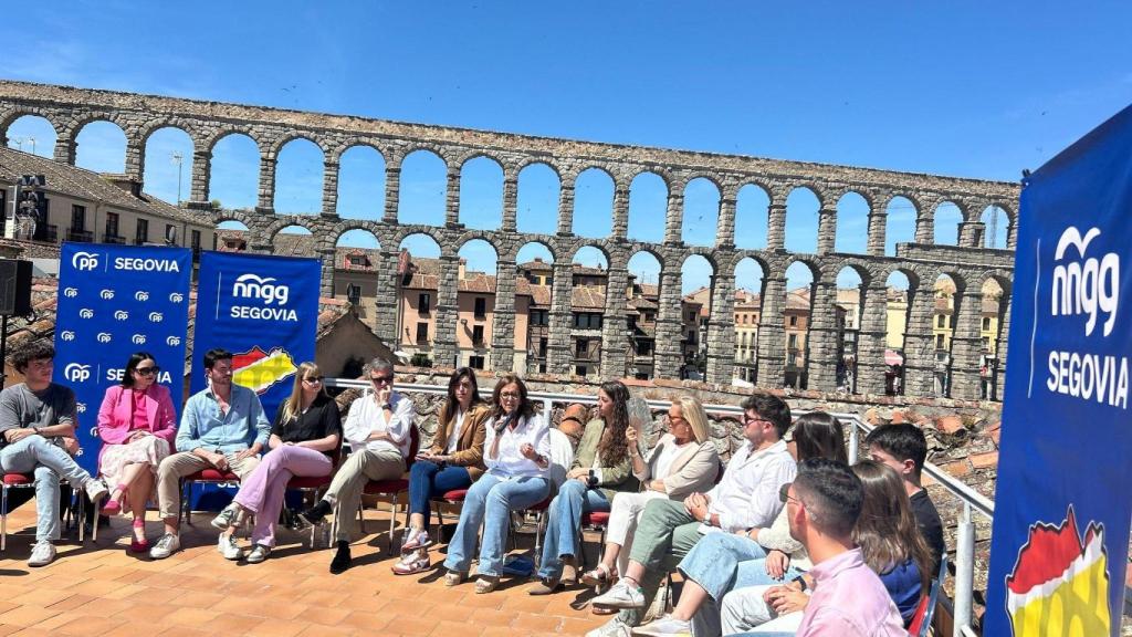 Carmen Fúnez ha participado este domingo en un acto de NNGG del PP en Segovia