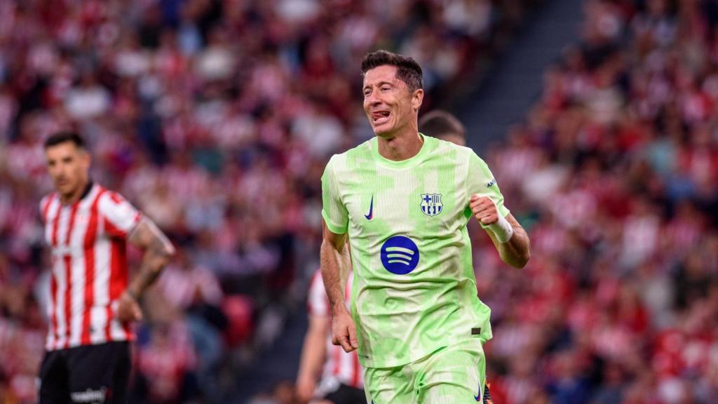Lewandowski celebra su segundo gol en el partido ante el Athletic Club.