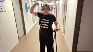 Iara Mantiñán, gallega con sarcoma: Soy periodista y quiero morir ayudando a la gente