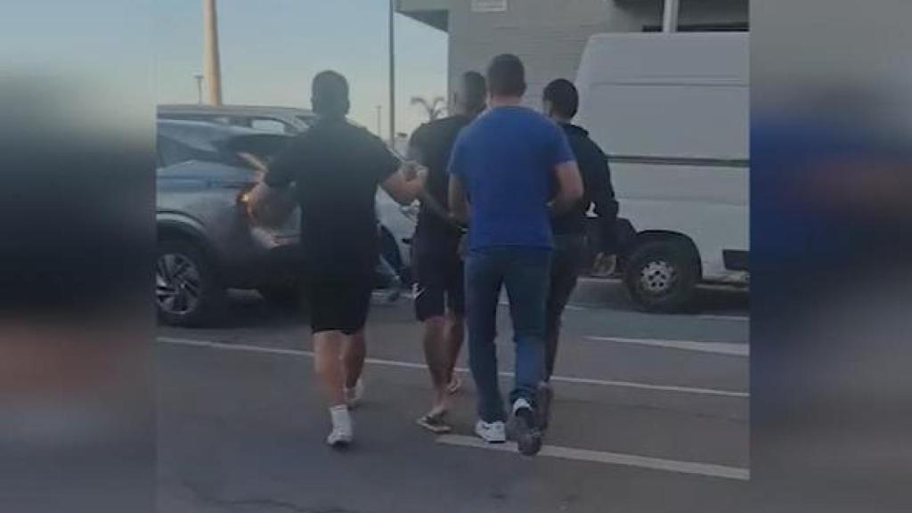 Una imagen de uno de los arrestos, en Málaga capital.