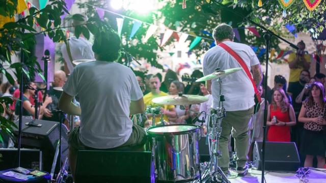 Fiesta de barrio en Toledo.