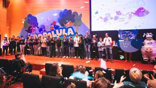 Bibopalula convértese en espectáculo.