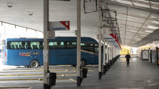 Un autocar de Linecar en la estación de autobuses de Valladolid