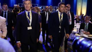 Alberto Núñez Feijóo y Carlos Mazón en la clausura del congreso del PPE. Eduardo Manzana/Europa Press