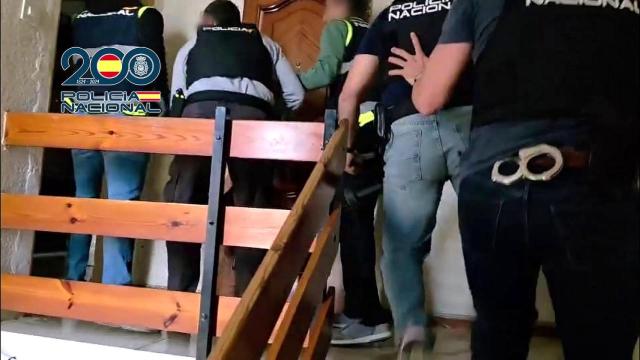 La operación en la que han arrestado a uno de los integrantes de la familia acusada.