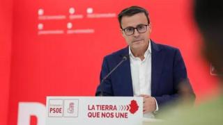 El secretario general del PSOE de Extremadura, Miguel Ángel Gallardo, este lunes.