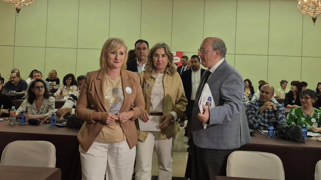 La consejera de Industria, Comercio y Empleo, Leticia García, inaugura el Encuentro Autonómico Plan de Empleo Castilla y León de Cruz Roja en Magaz de Pisuerga