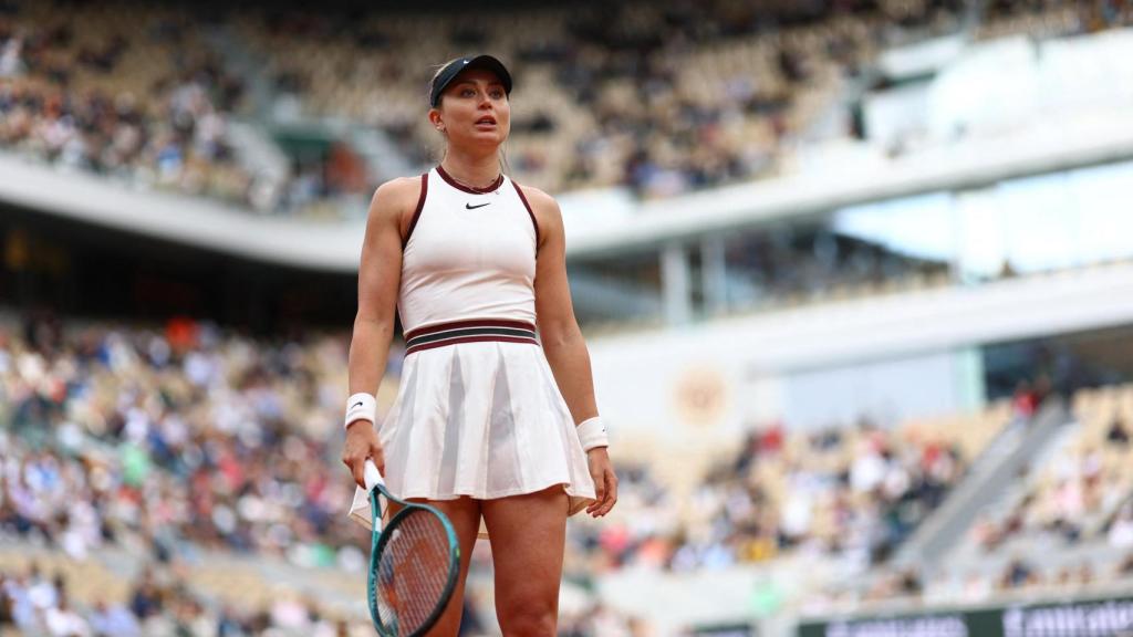 Paula Badosa durante el partido ante Naomi Osaka.