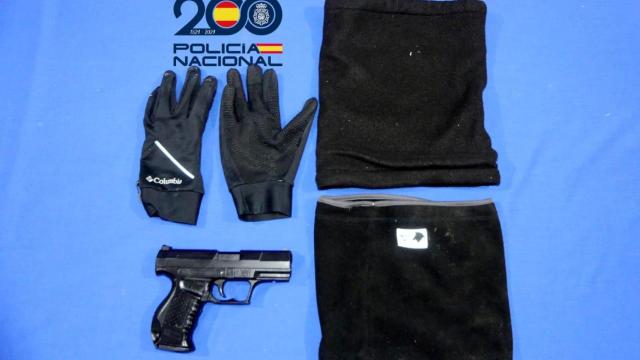 Materiales utilizados para realizar el atraco a dos menores en Salamanca