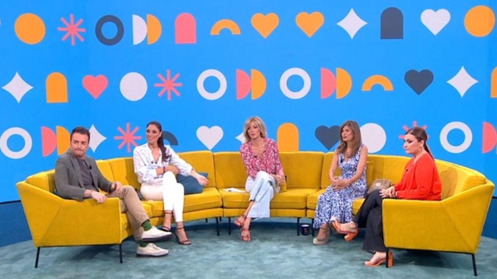 Colaboradores en plató.