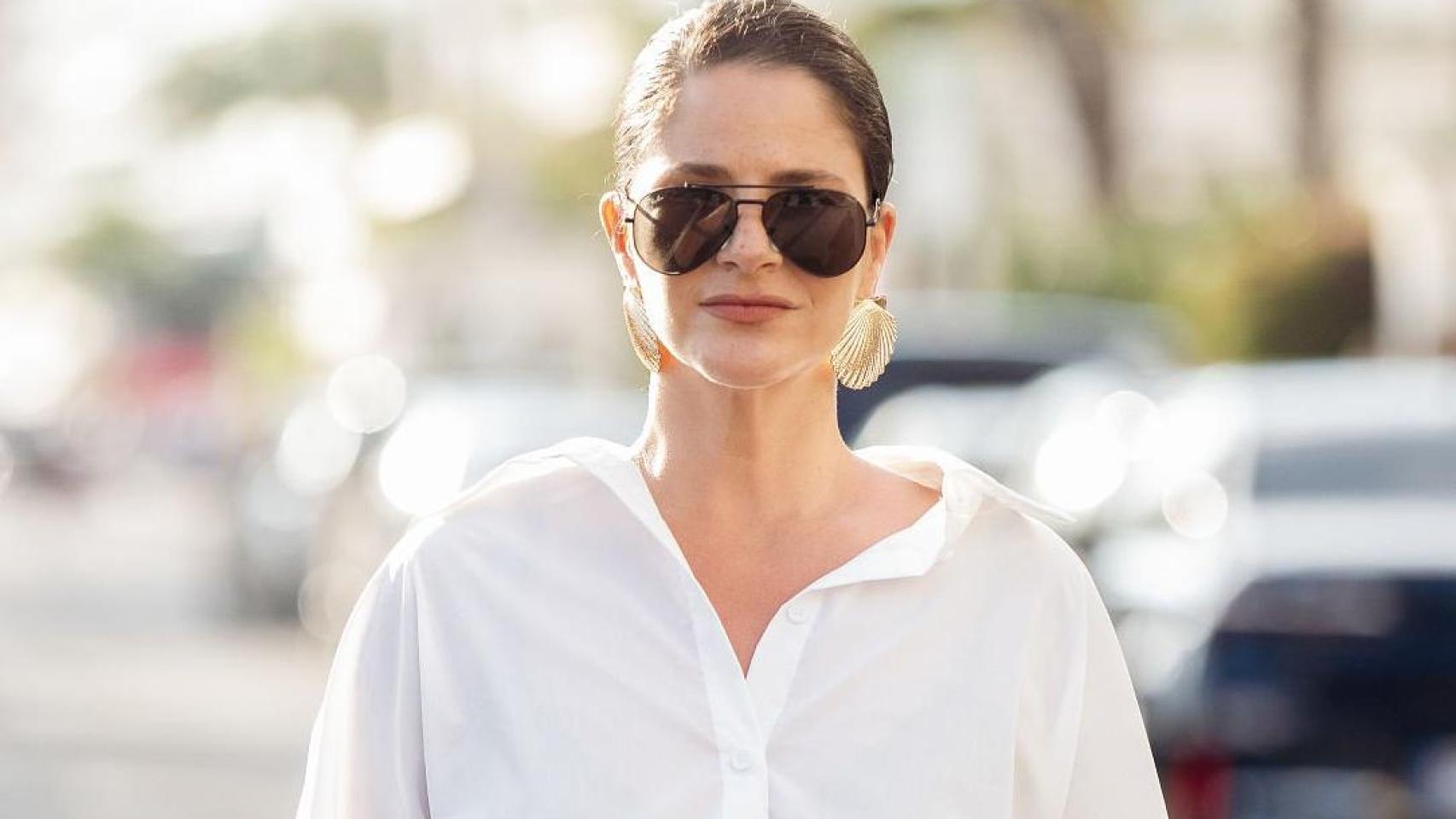 Conchas, estrellas de mar y coral: las joyas marinas recobran fuerza en 2025 (palabra de pasarela)