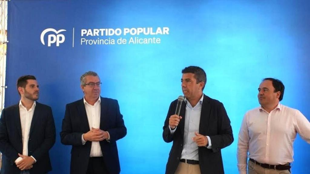 Acto de partido celebrado por Mazón este martes junto a Toni Pérez. PPCV