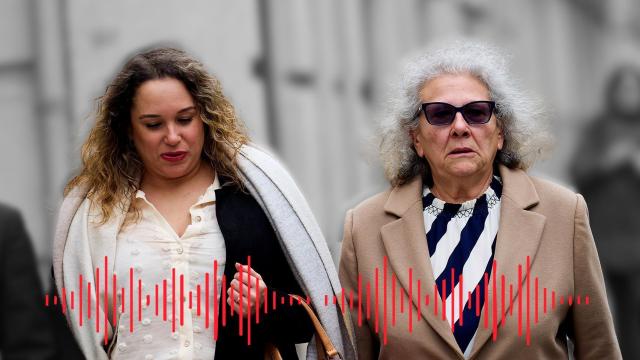 Carmen Pano y su hija, Leonor González Pano, en el Supremo.