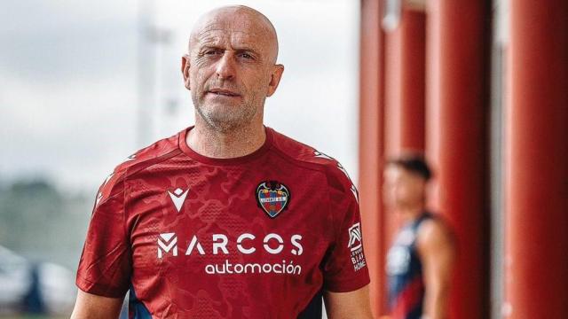 Julián Calero, entrenador del UD Levante