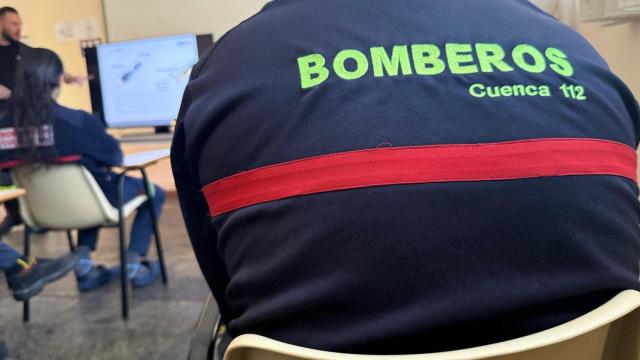 El cadáver tuvo que ser liberado por los bomberos de Casa Ibáñez.