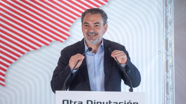 El portavoz socialista en la Diputación de Alicante, Vicente Arques, durante la jornada 'Otra Diputación es posible'.