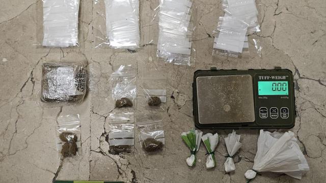 Drogas y efectos aprehendidos en Numancia de la Sagra.