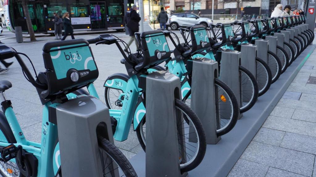 Una estación de Bizi, en plaza España.