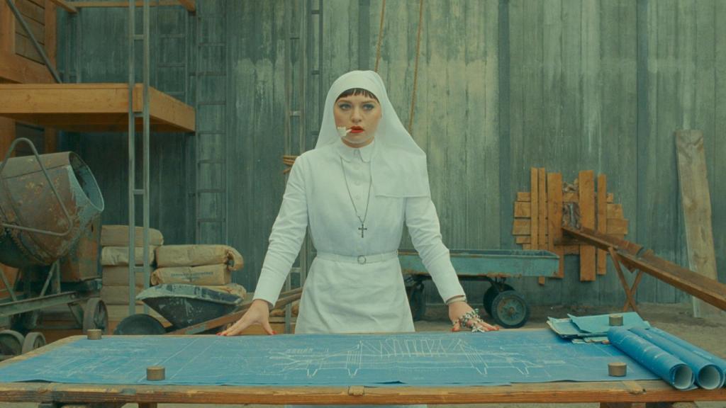 Mia Threapleton, hija de Kate Winslet, en 'La trama fenicia'