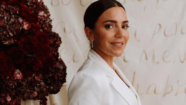 La 'influencer' desvela momentos clave de su vida en su primera obra.