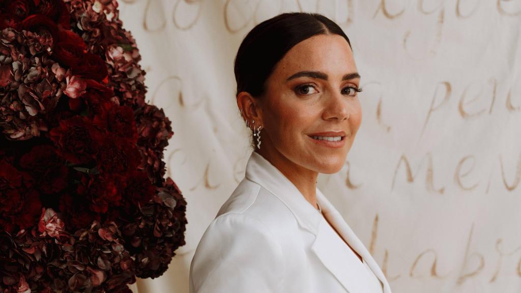 La 'influencer' desvela momentos clave de su vida en su primera obra.