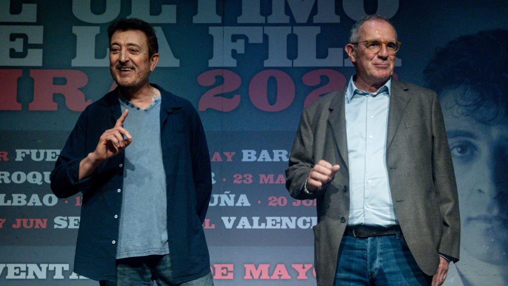 Manolo García y Quimi Portet, miembros de El Último de la Fila, durante una rueda de prensa este martes en la Casa de Vacas, en el parque de El Retiro, Madrid. Foto: Ricardo Rubio/Europa Press