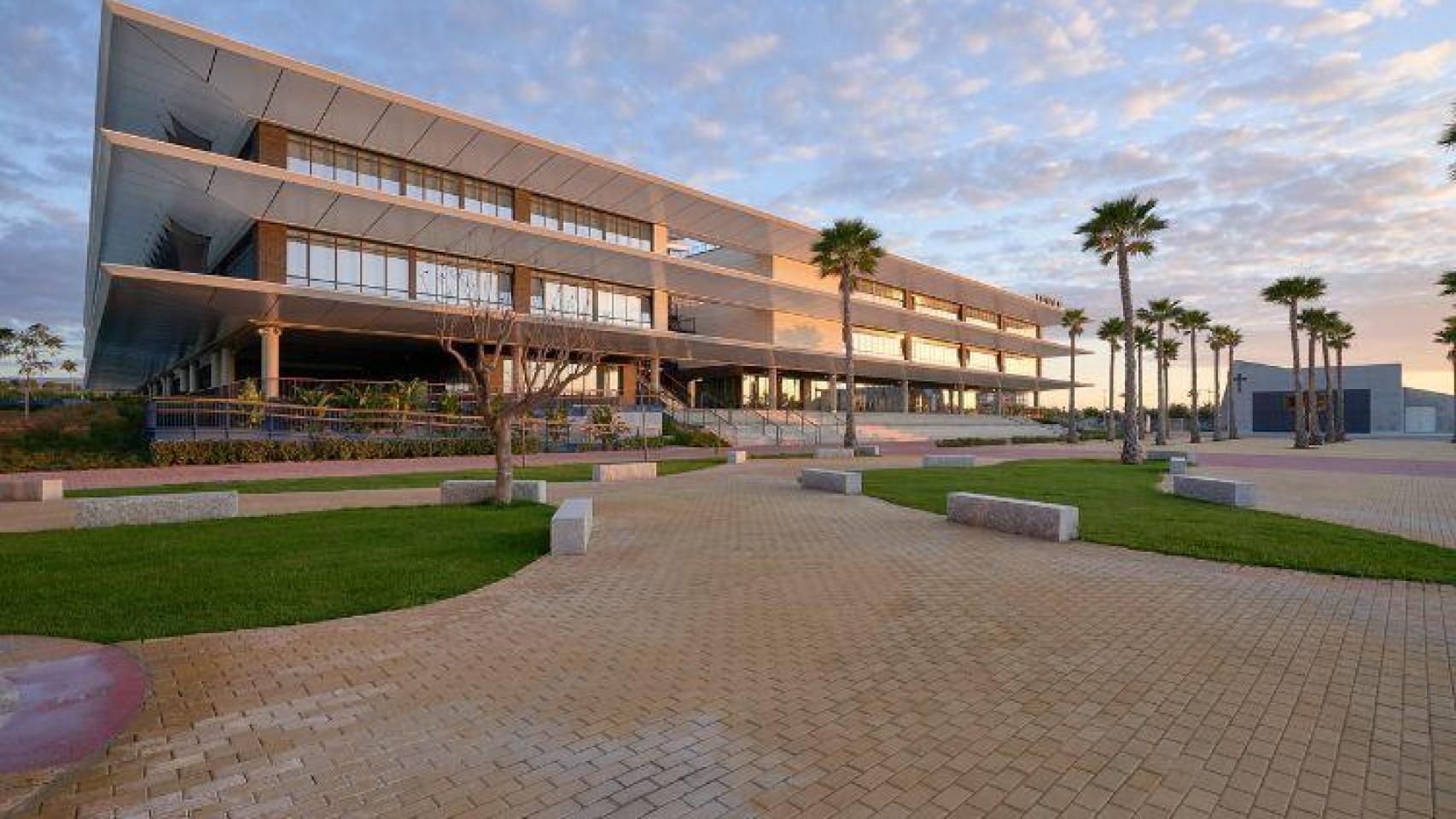 Universidad Loyola (ULA)