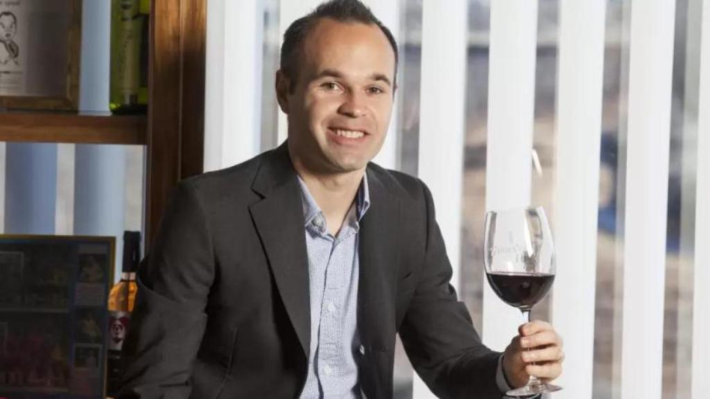 Iniesta, en sus propias bodegas.