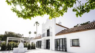 El restaurante de Marbella con dos estrellas Michelin que recorre el recetario andaluz en busca de la tercera