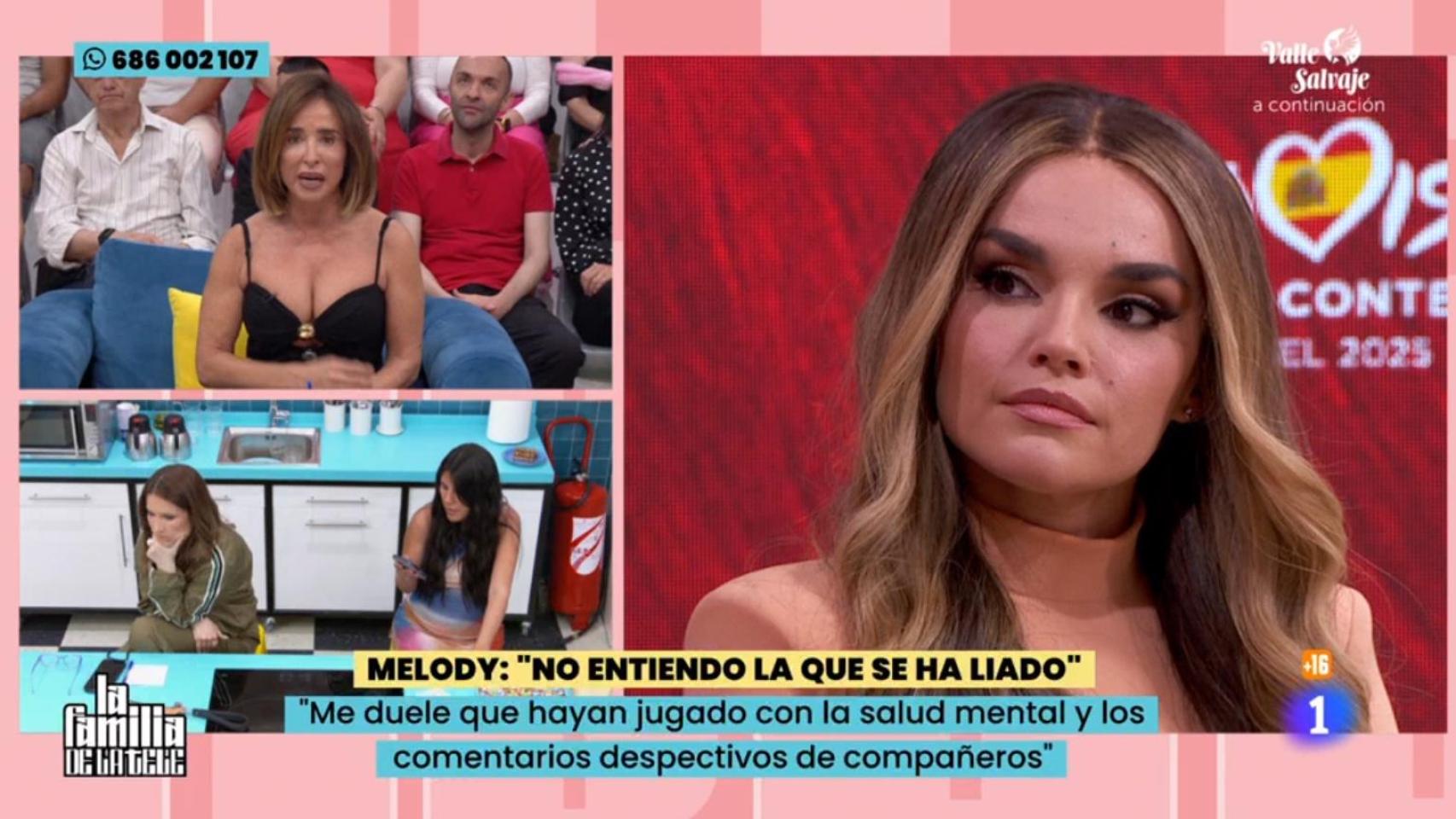 María Patiño, Laura Fa e Isa Pi, a la izquierda, escuchan las palabras de Melody desde 'La familia de la tele'..