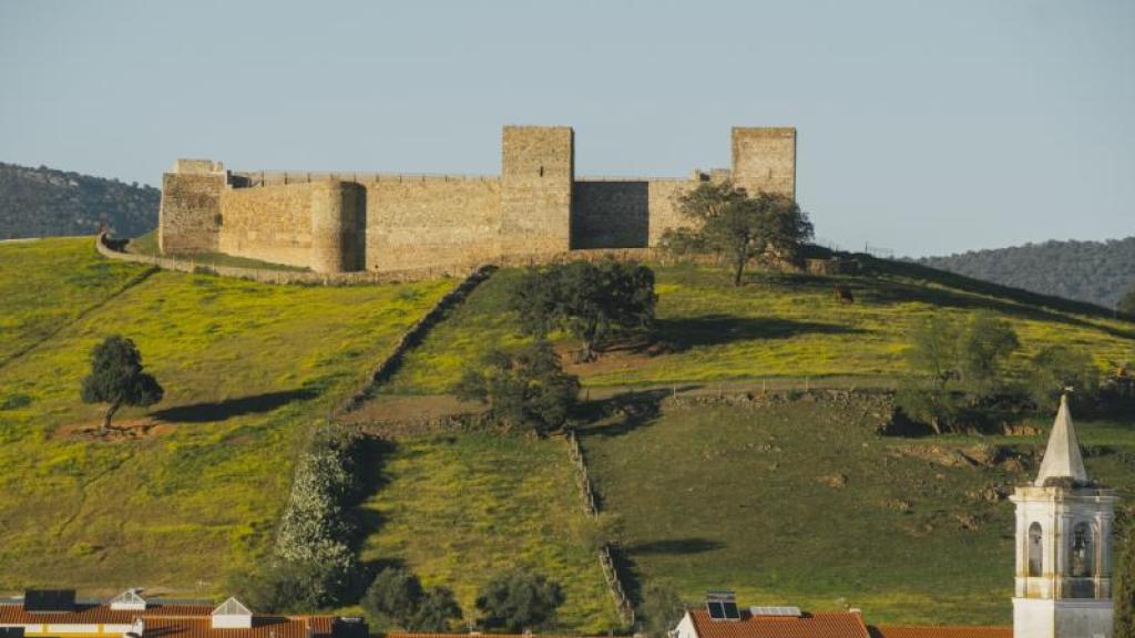 Castillo de El Real de la Jara.