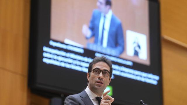 Carlos Cuerpo, ministro de Economía, Comercio y Empresa, durante el Pleno del Senado del martes.