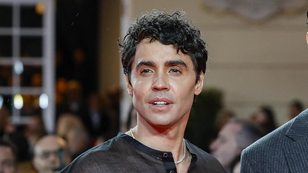 Javier Ambrossi en un acto público.