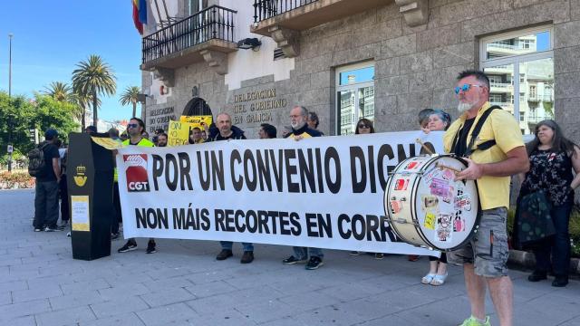 Concentración de Correos en A Coruña