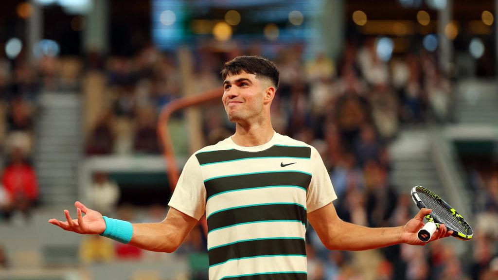 Alcaraz celebra un punto ante Marozsan.